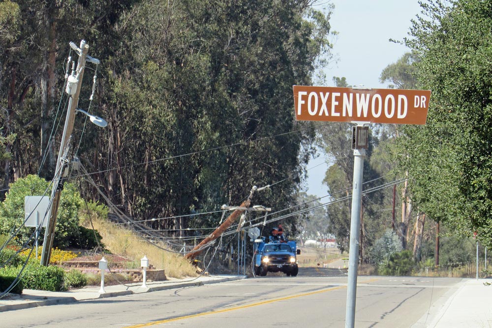 Power Out as Truck Snags Utility Lines in Orcutt Neighborhood | Local ...
