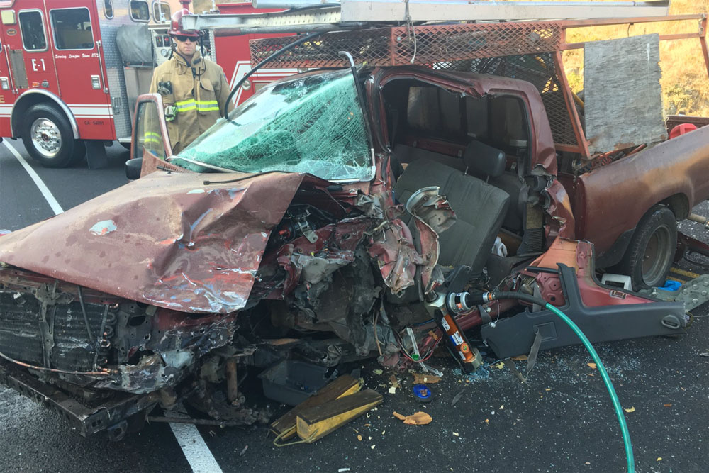 2 People Critically Injured in Head-On Crash on Highway 1 Near Lompoc ...