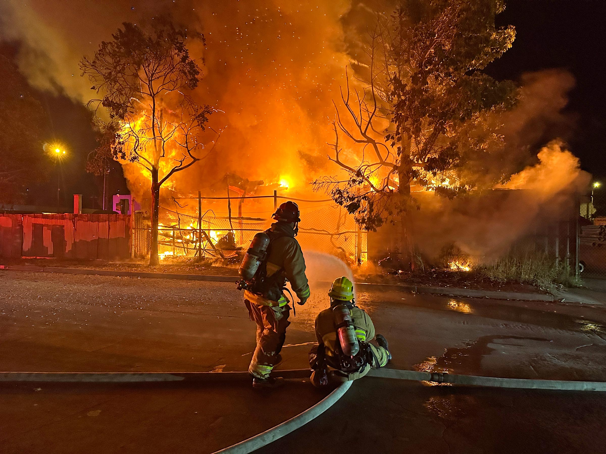 Building Destroyed in Santa Barbara Storage Yard Structure Fire | Local News - Vimarsana News