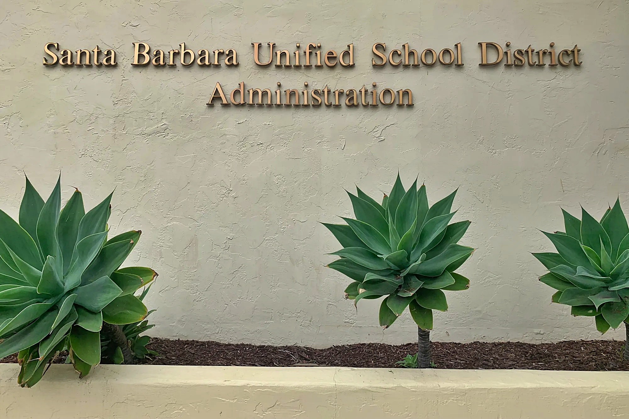 Bill Macfadyen: Dos Pueblos High School Reverses Course After Crucifix Controversy | Local News - Vimarsana News