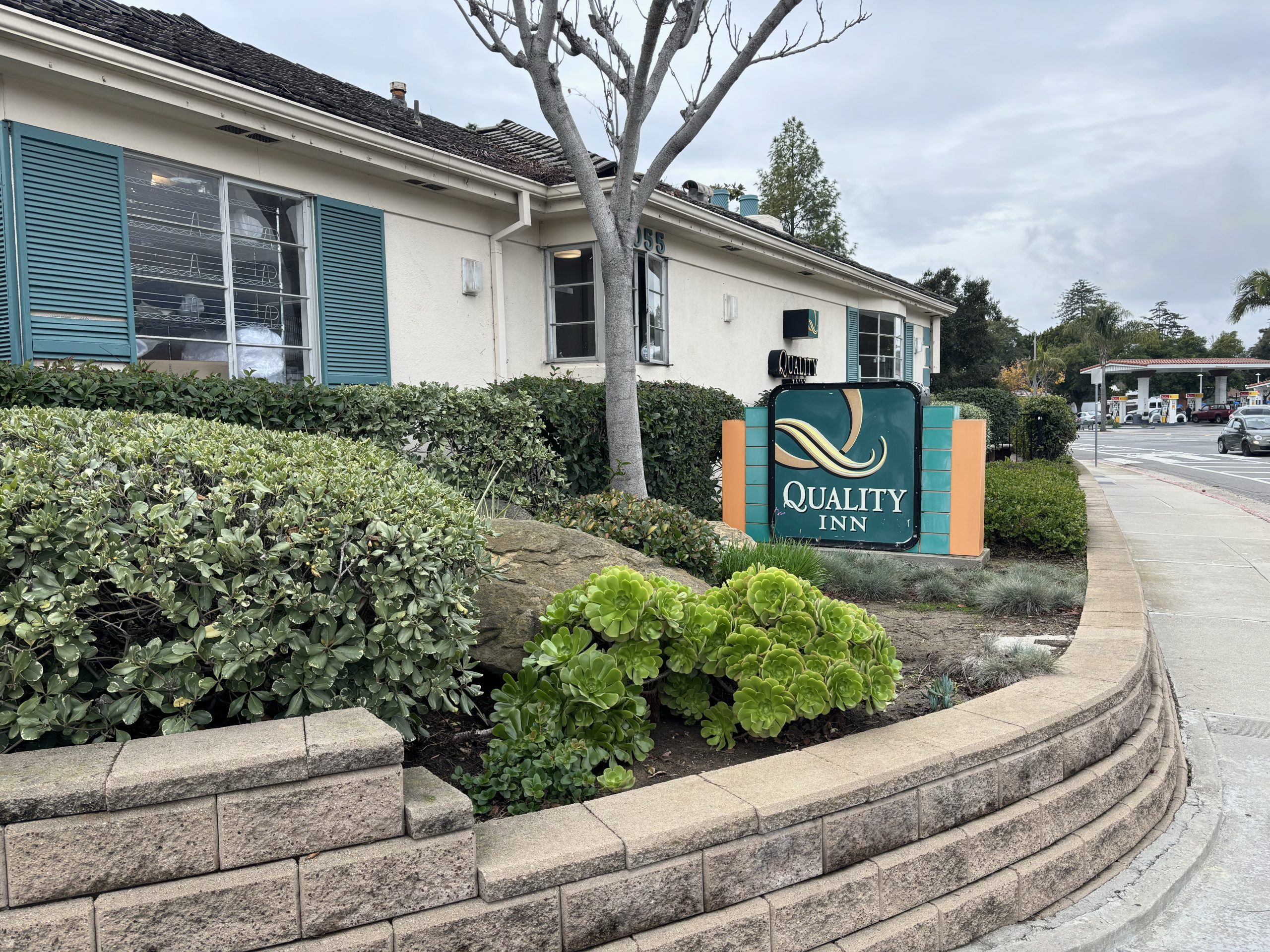 Santa Barbara Housing Authority to Purchase Quality Inn on De la Vina