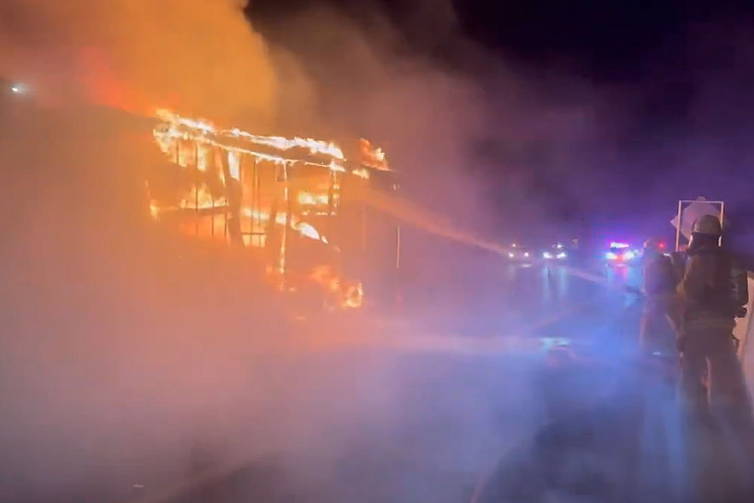 Car Hauler Catches Fire on Highway 101 Near Buellton | Local News - Vimarsana News