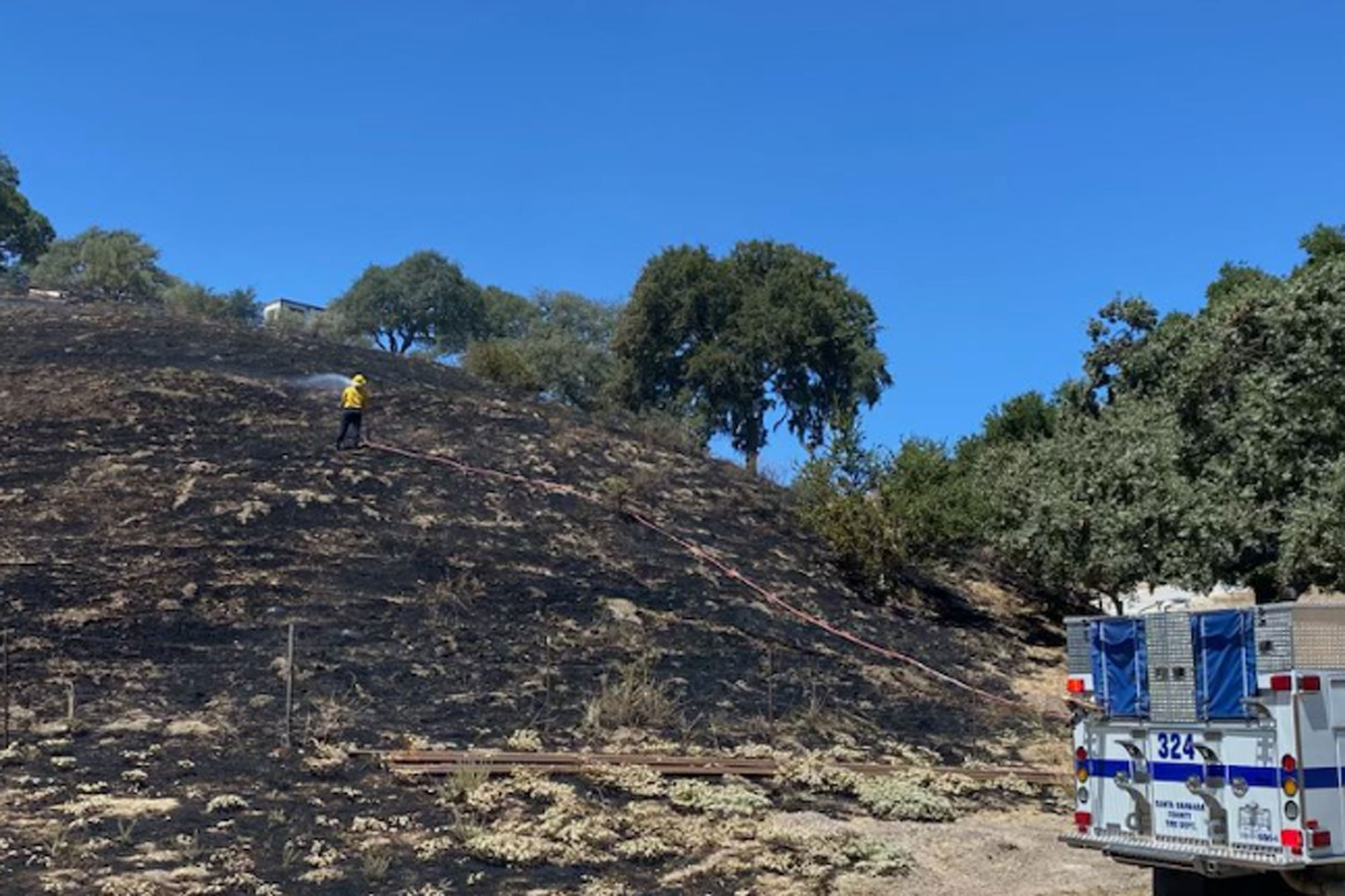 Crews Quickly Stop Vegetation Fire Burning Near Los Olivos | Local News ...