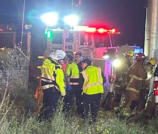 2 Injured After Vehicle Crash into Light Pole in Santa Maria | Local ...