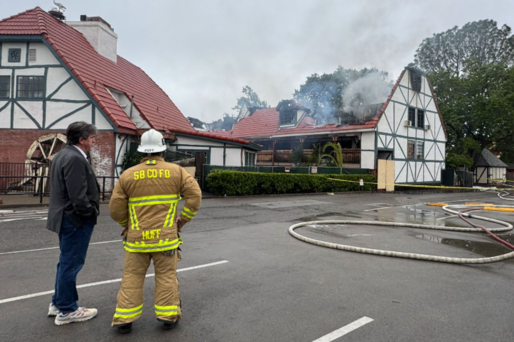 Crews Battle 3-Alarm Fire in Downtown Solvang | Local News | Noozhawk