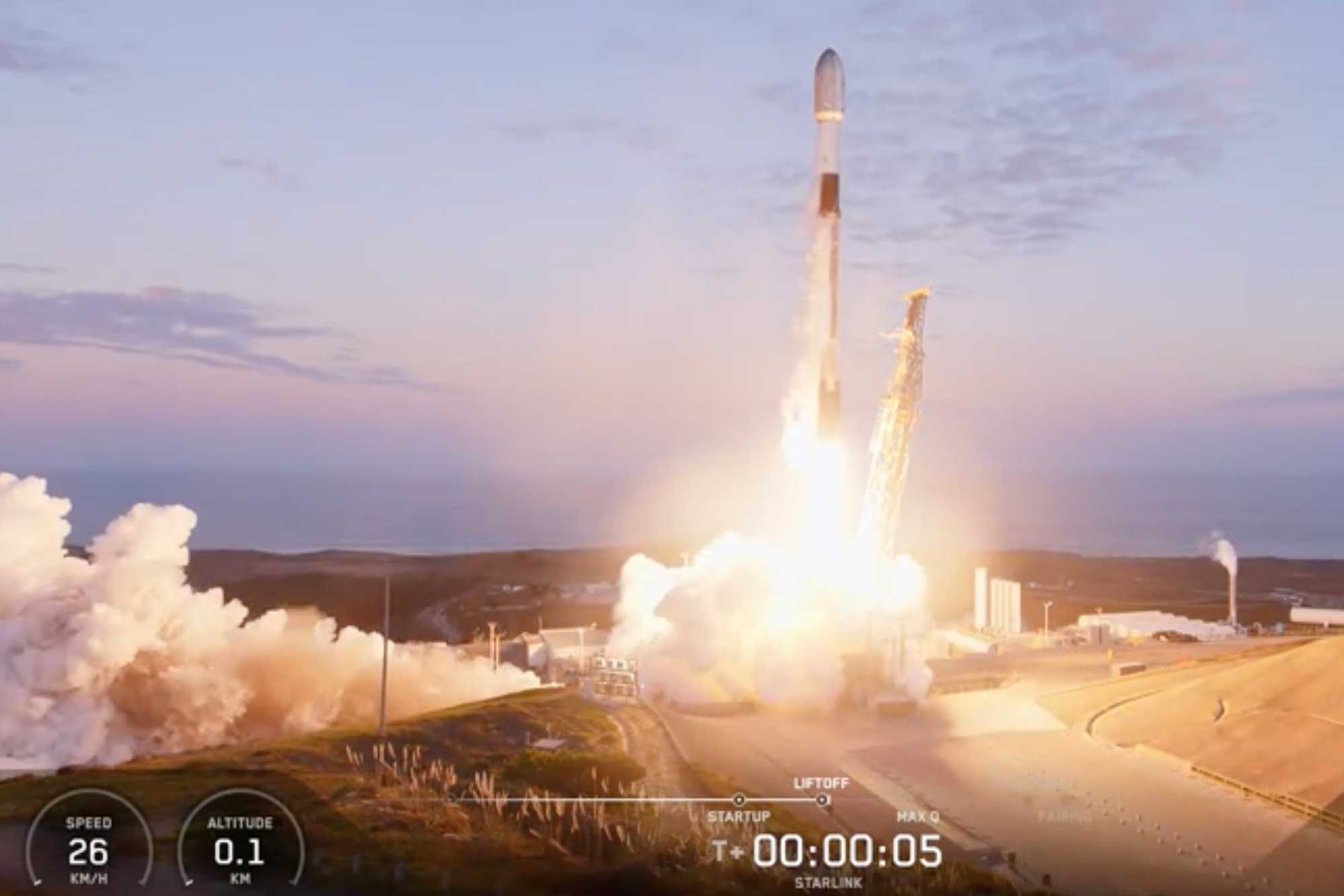SpaceX Rocket Delivers New Batch of Starlink Satellites from