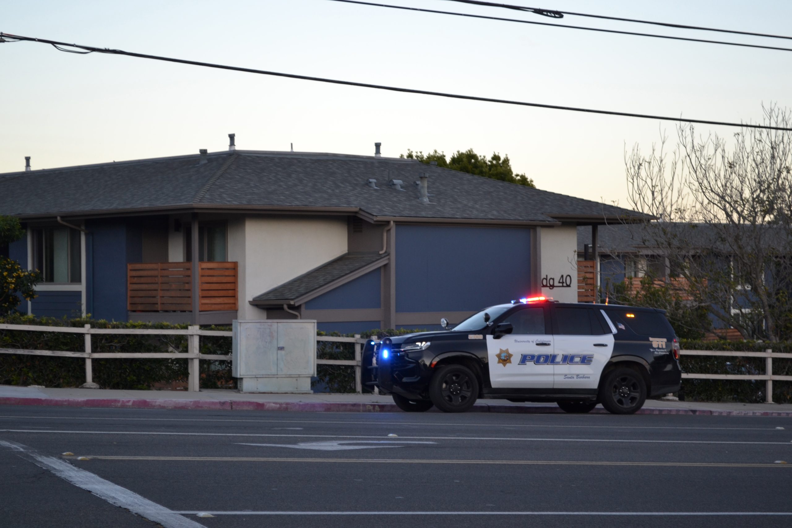 Deputies Search for Wanted Man in Eastern Goleta Neighborhood