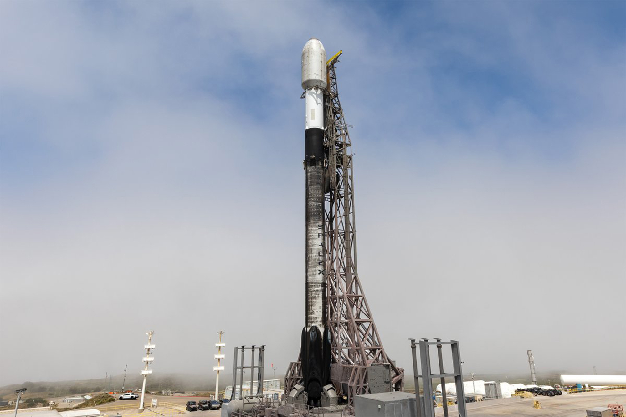 SpaceX Rocket Launch Carries Spy-Satellite Payload From Vandenberg