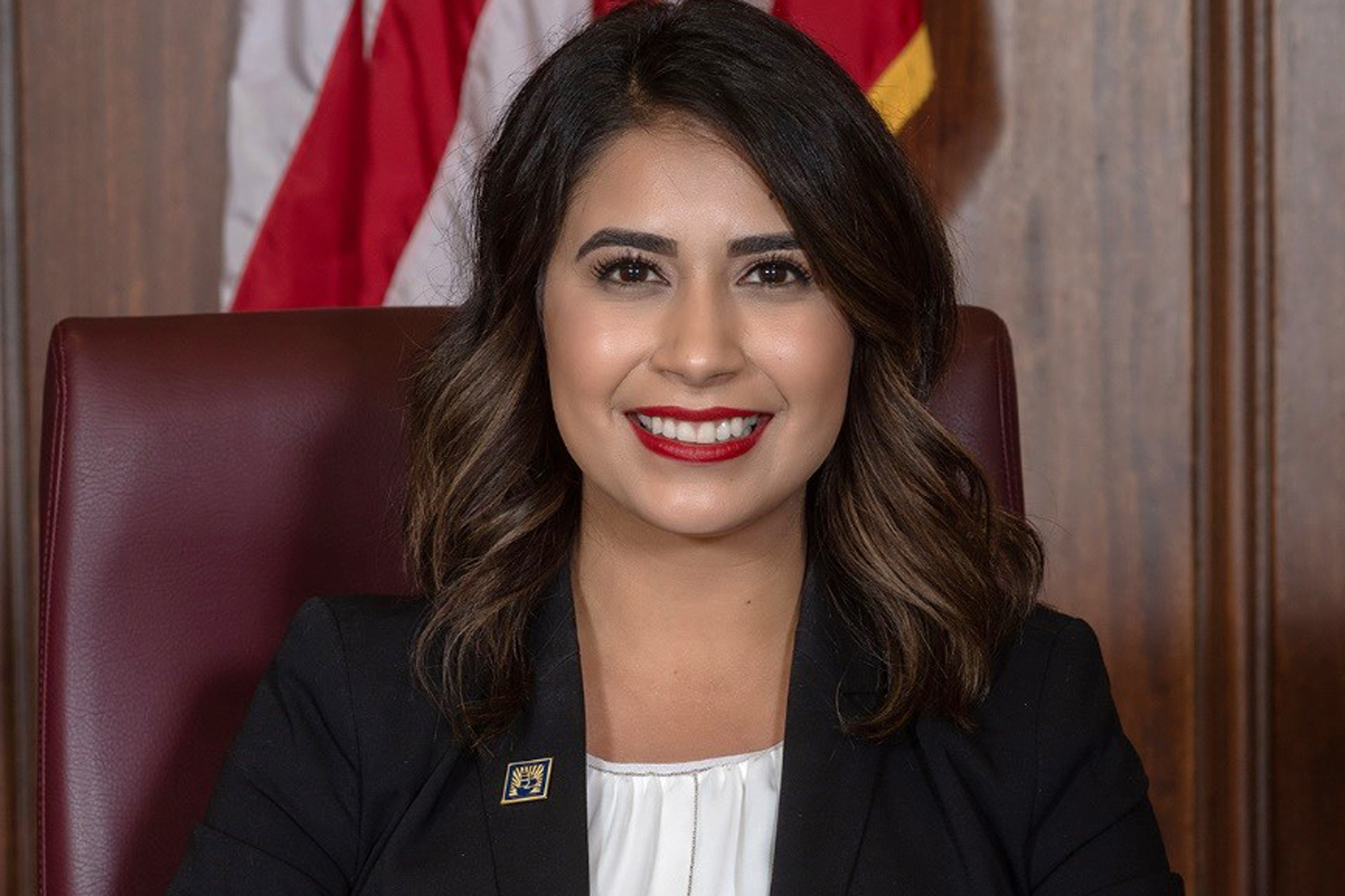 Despite Budget Deficit, Divided Santa Maria Council Approves 20% Pay Raise