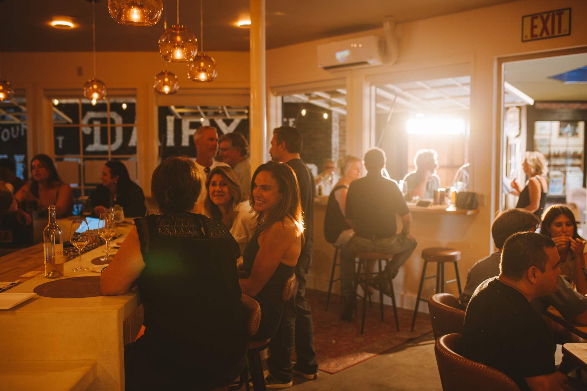 Laurie Jervis: Music, Wine and Pizza Take a Spin at Solvang’s Analogue Room