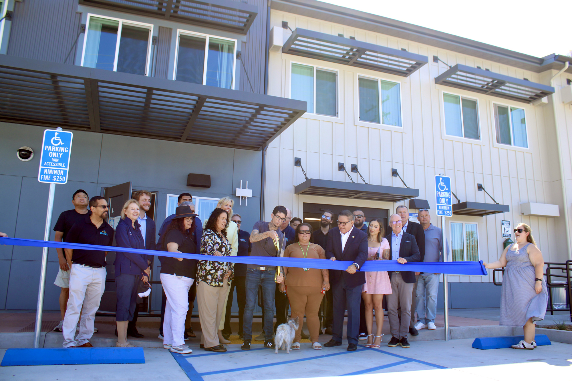Inauguran Patterson Point, complejo de vivienda de apoyo en Goleta - salud news from Noozhawk