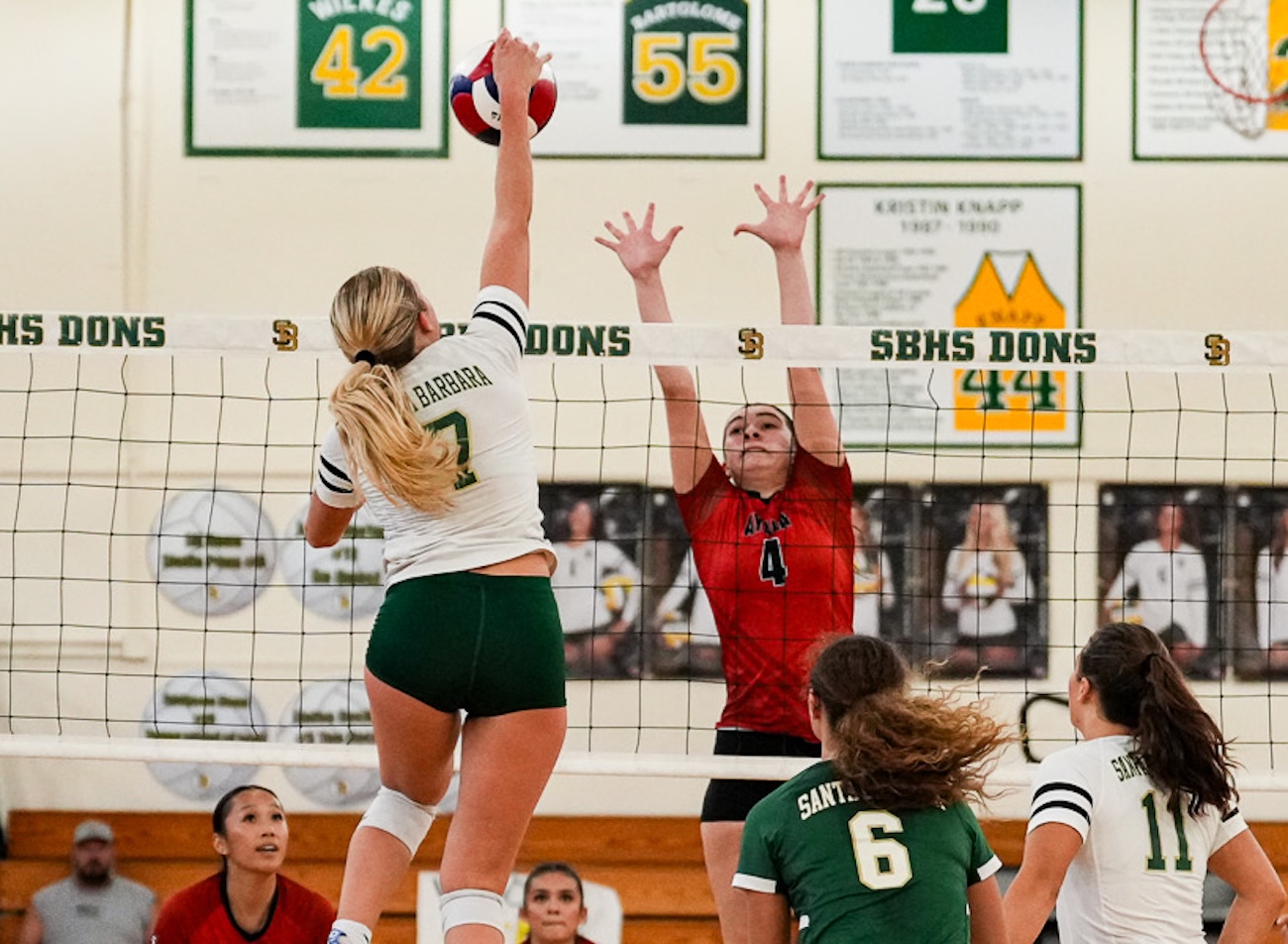 Santa Barbara Girls Volleyball Rolls into CIF Division 4 Semifinals